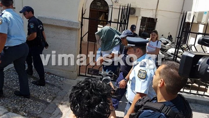 Κυνικοί και αμετανόητοι οι γονείς – βιαστές της Λέρου: Το…απολαμβάναμε, χρησιμοποιούσαμε και διάφορα αντικείμενα (βίντεο)